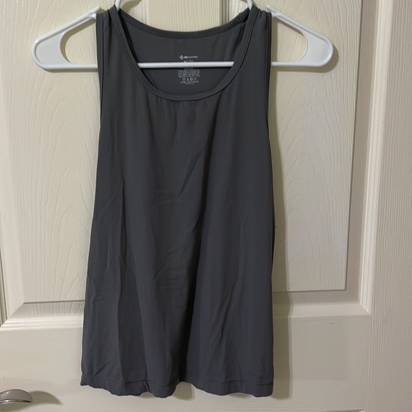 Members Mark tank tops (both included) - Picture 4 of 6